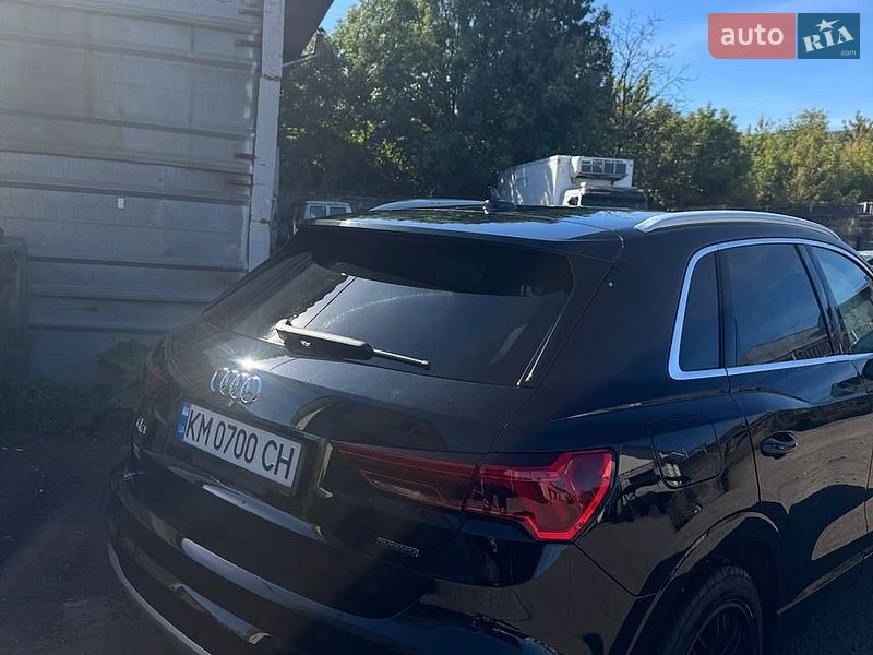 Позашляховик / Кросовер Audi Q3 2020 в Житомирі