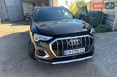 Позашляховик / Кросовер Audi Q3 2020 в Житомирі