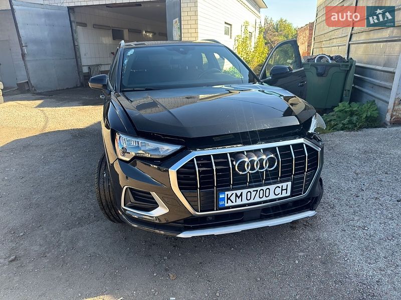 Позашляховик / Кросовер Audi Q3 2020 в Житомирі