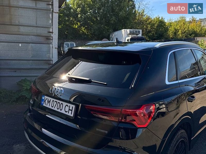 Позашляховик / Кросовер Audi Q3 2020 в Житомирі