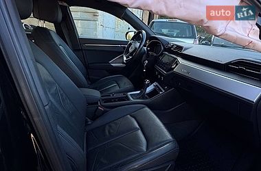 Позашляховик / Кросовер Audi Q3 2020 в Житомирі