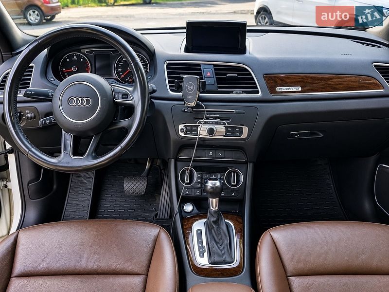 Позашляховик / Кросовер Audi Q3 2015 в Києві