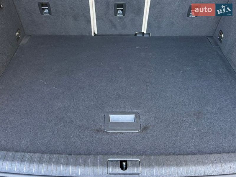 Позашляховик / Кросовер Audi Q3 2021 в Львові