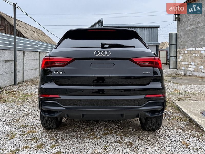 Позашляховик / Кросовер Audi Q3 2024 в Дніпрі