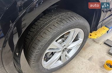Позашляховик / Кросовер Audi Q3 2024 в Дніпрі
