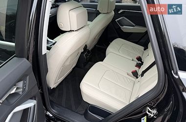 Позашляховик / Кросовер Audi Q3 2021 в Києві