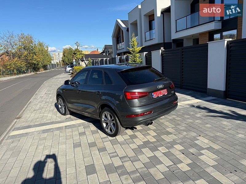 Внедорожник / Кроссовер Audi Q3 2018 в Ужгороде