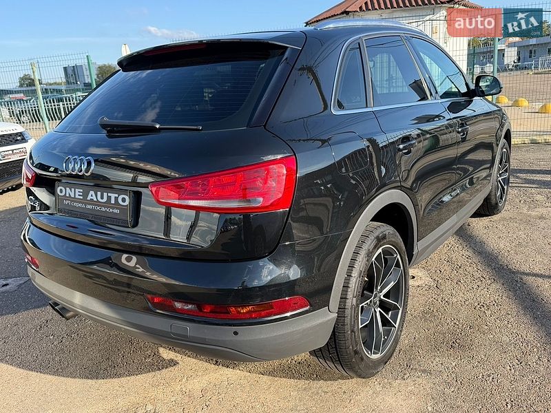 Внедорожник / Кроссовер Audi Q3 2016 в Киеве