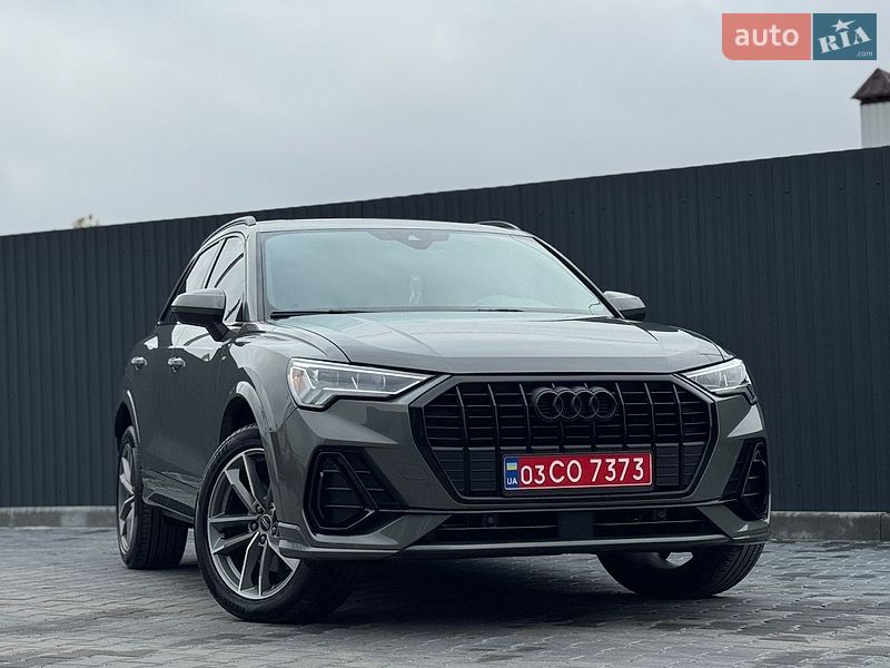 Внедорожник / Кроссовер Audi Q3 2024 в Тернополе