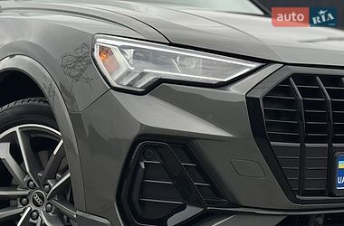 Внедорожник / Кроссовер Audi Q3 2024 в Тернополе