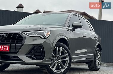 Внедорожник / Кроссовер Audi Q3 2024 в Тернополе