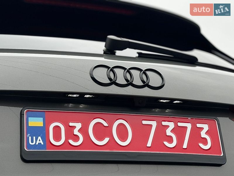 Внедорожник / Кроссовер Audi Q3 2024 в Тернополе