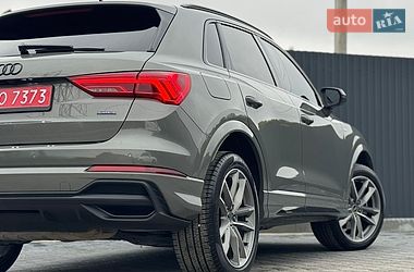 Внедорожник / Кроссовер Audi Q3 2024 в Тернополе