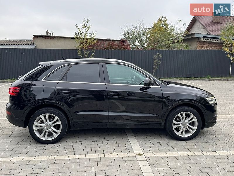 Внедорожник / Кроссовер Audi Q3 2011 в Ивано-Франковске