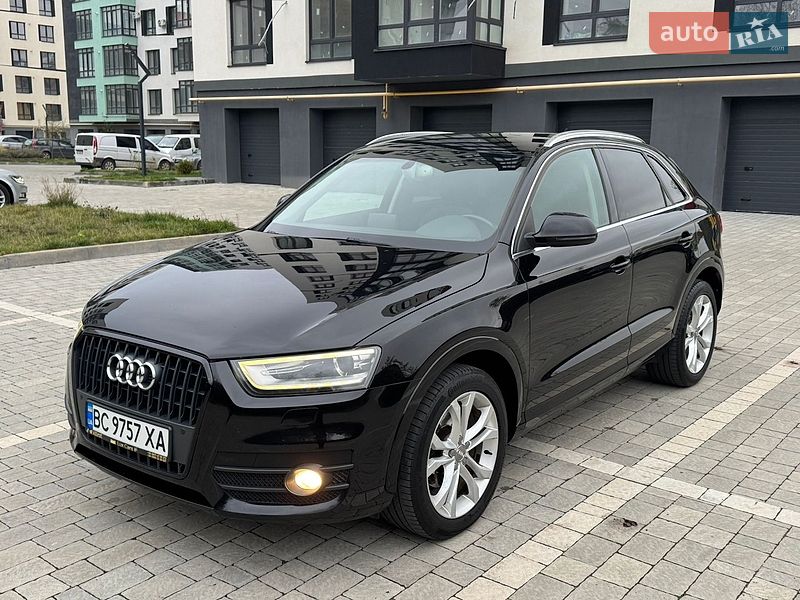 Внедорожник / Кроссовер Audi Q3 2011 в Ивано-Франковске