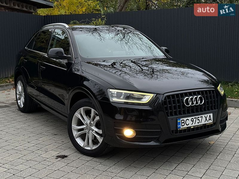 Внедорожник / Кроссовер Audi Q3 2011 в Ивано-Франковске