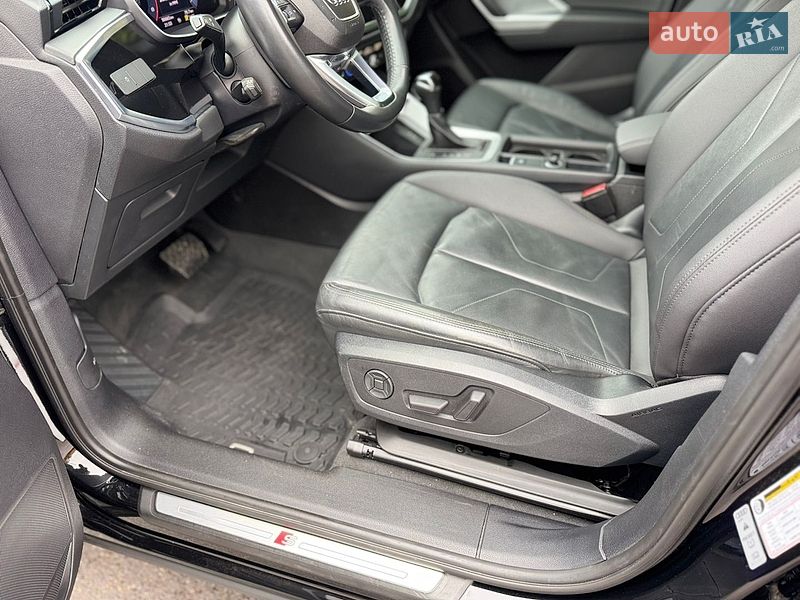 Позашляховик / Кросовер Audi Q3 2020 в Вінниці