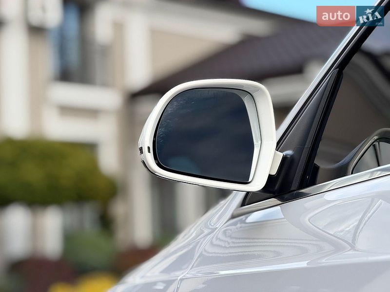 Внедорожник / Кроссовер Audi Q3 2015 в Стрые