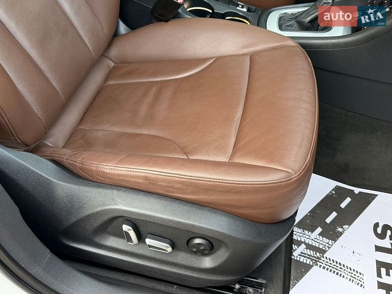 Внедорожник / Кроссовер Audi Q3 2015 в Стрые