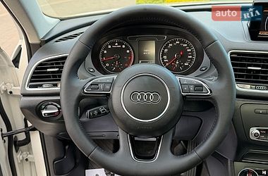 Внедорожник / Кроссовер Audi Q3 2015 в Стрые