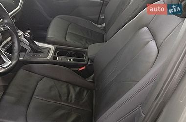 Позашляховик / Кросовер Audi Q3 2020 в Рівному