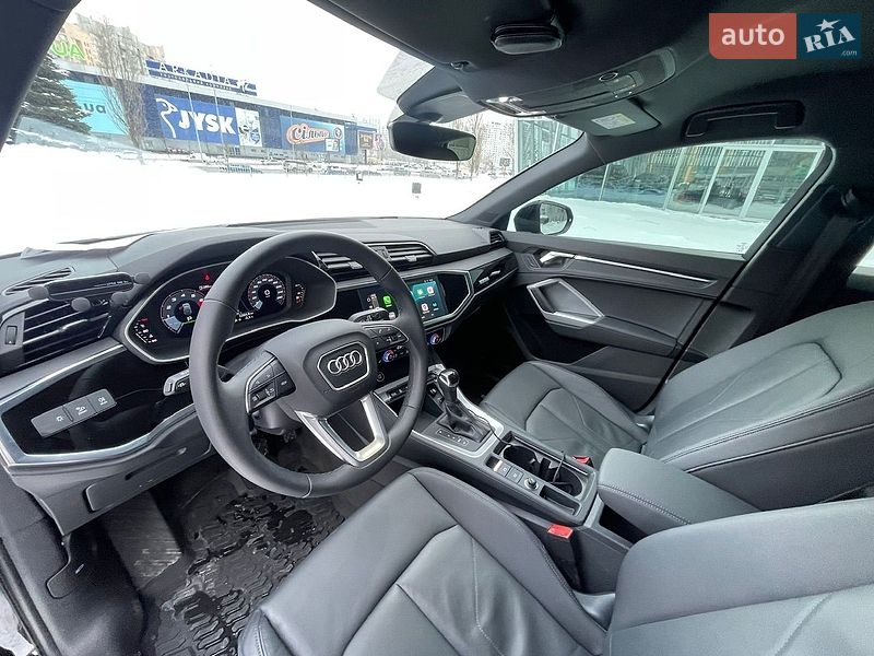 Внедорожник / Кроссовер Audi Q3 2025 в Киеве