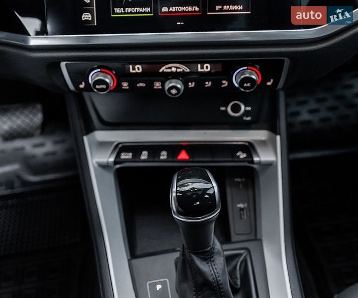 Позашляховик / Кросовер Audi Q3 2021 в Чорткові фото 20 Позашляховик / Кросовер Audi Q3 2021 в Чорткові