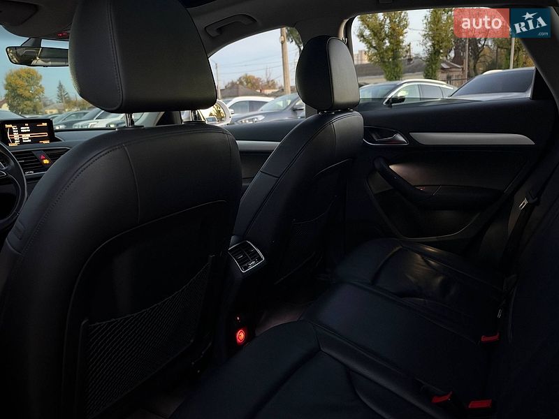 Позашляховик / Кросовер Audi Q3 2016 в Харкові