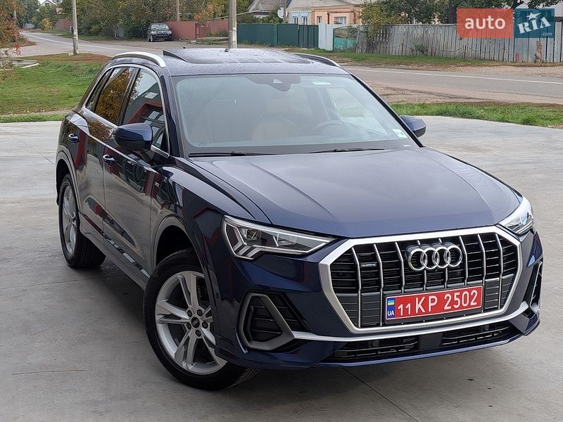 Внедорожник / Кроссовер Audi Q3 2022 в Борисполе