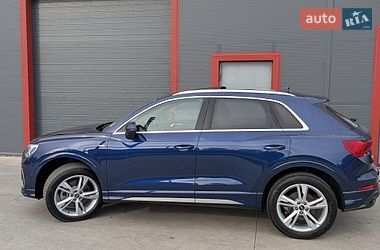 Внедорожник / Кроссовер Audi Q3 2022 в Борисполе