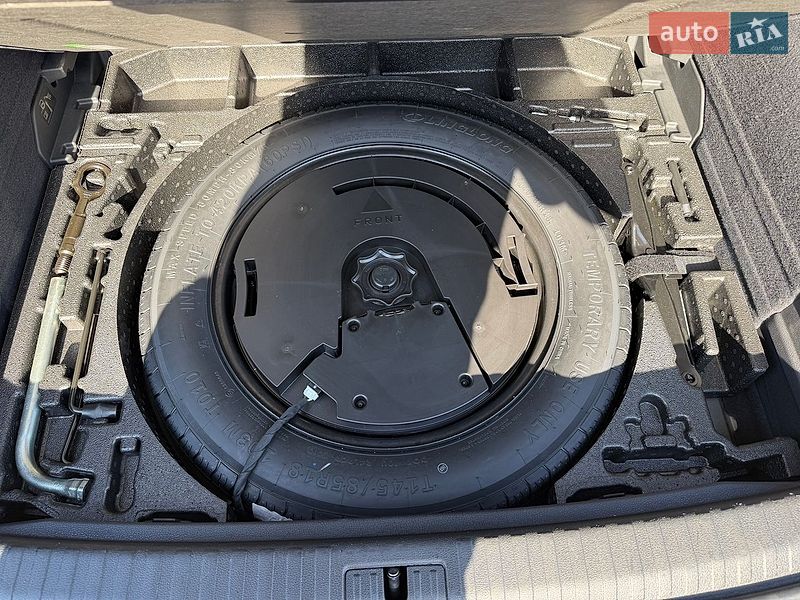 Позашляховик / Кросовер Audi Q3 2020 в Львові