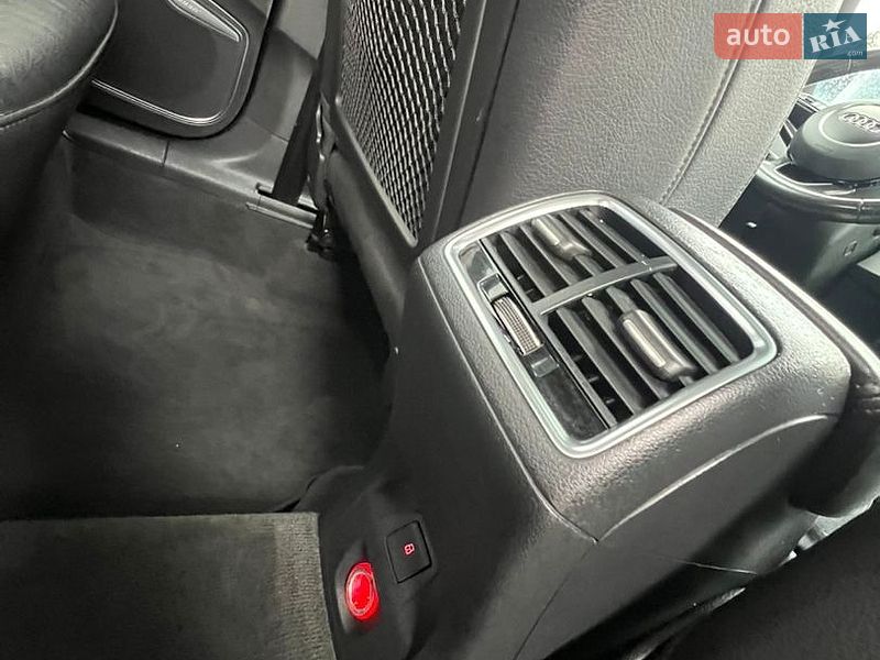Внедорожник / Кроссовер Audi Q3 2016 в Дрогобыче