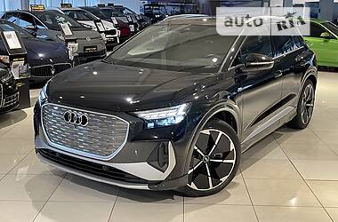 Позашляховик / Кросовер Audi Q4 e-tron 2021 в Києві