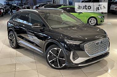 Внедорожник / Кроссовер Audi Q4 e-tron 2021 в Киеве
