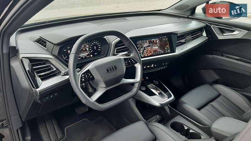 Позашляховик / Кросовер Audi Q4 e-tron 2021 в Хмельницькому