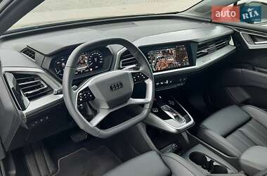 Внедорожник / Кроссовер Audi Q4 e-tron 2021 в 