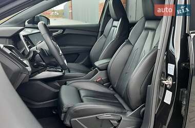 Внедорожник / Кроссовер Audi Q4 e-tron 2021 в 