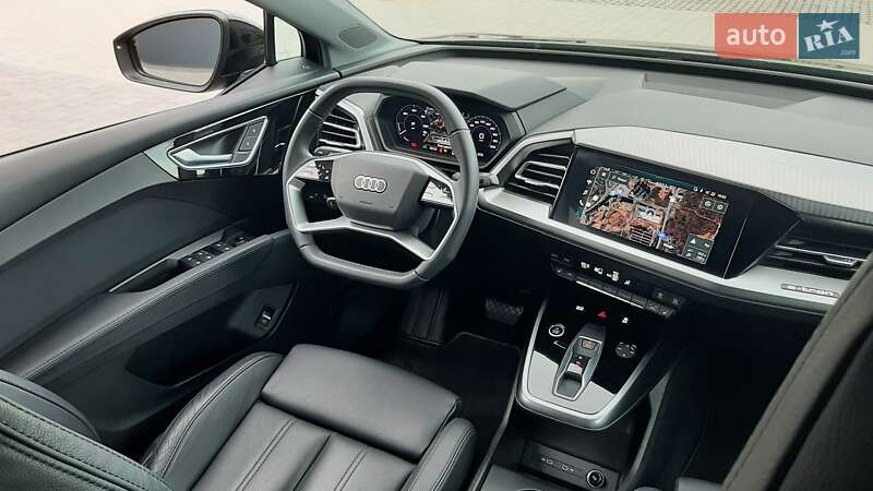 Позашляховик / Кросовер Audi Q4 e-tron 2021 в Хмельницькому