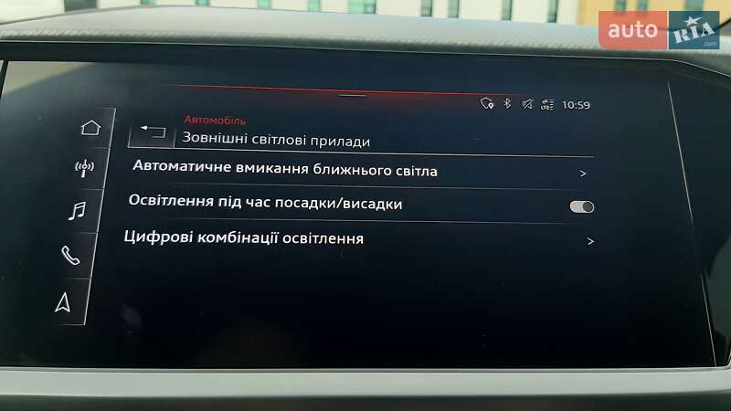 Позашляховик / Кросовер Audi Q4 e-tron 2021 в Хмельницькому
