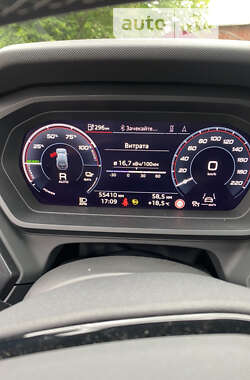 Внедорожник / Кроссовер Audi Q4 e-tron 2021 в Косове