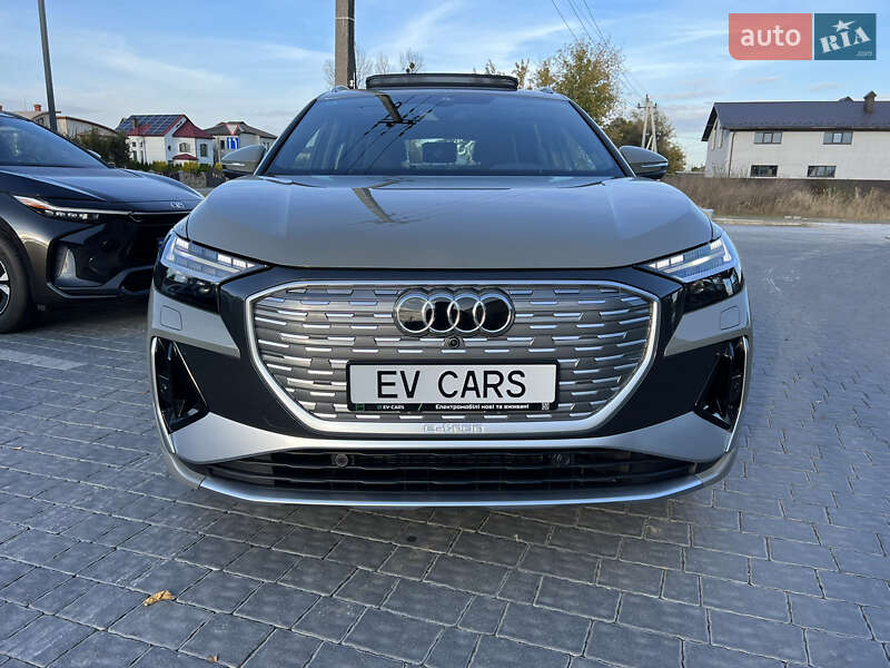 Позашляховик / Кросовер Audi Q4 e-tron 2023 в Івано-Франківську