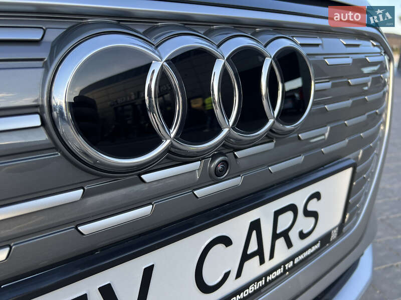 Позашляховик / Кросовер Audi Q4 e-tron 2023 в Івано-Франківську
