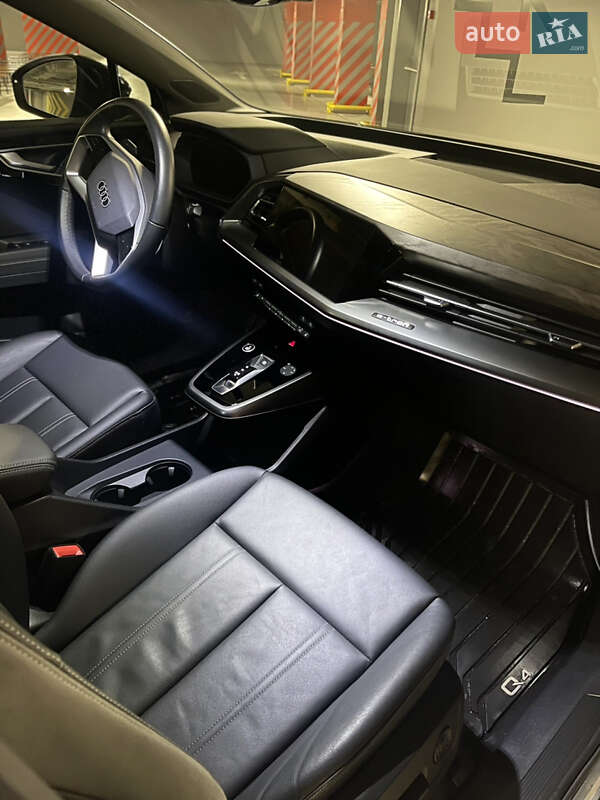 Внедорожник / Кроссовер Audi Q4 e-tron 2021 в Львове