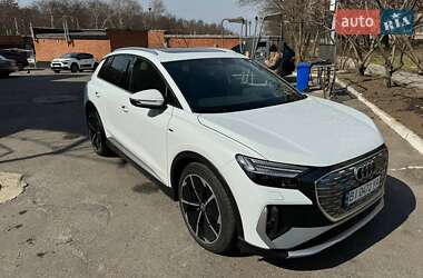 Внедорожник / Кроссовер Audi Q4 e-tron 2021 в Полтаве