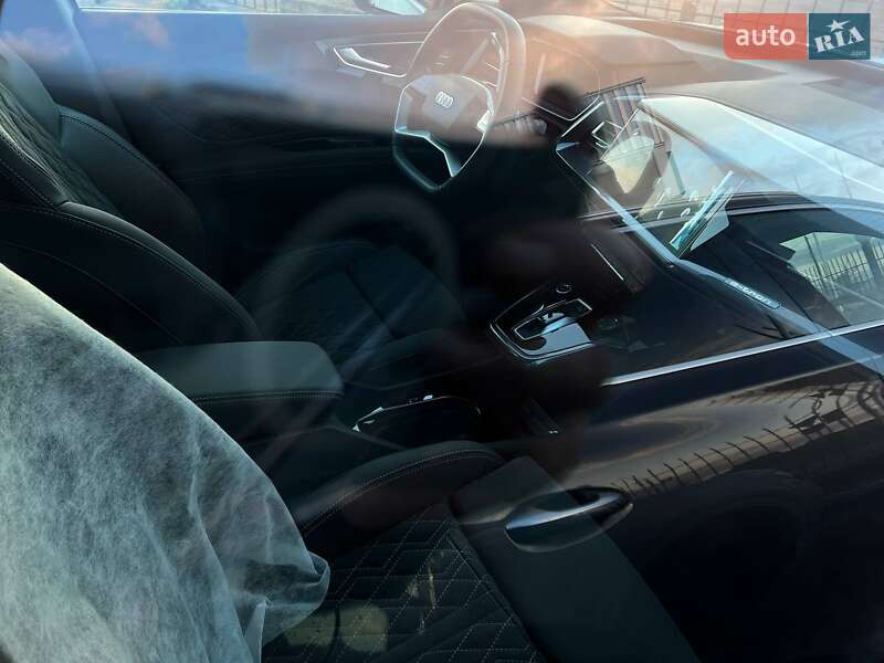 Внедорожник / Кроссовер Audi Q4 e-tron 2023 в Житомире