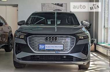 Позашляховик / Кросовер Audi Q4 e-tron 2023 в Києві