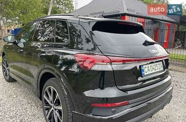 Позашляховик / Кросовер Audi Q4 e-tron 2022 в Шполі