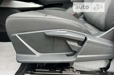 Позашляховик / Кросовер Audi Q4 e-tron 2023 в Рівному