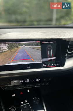 Внедорожник / Кроссовер Audi Q4 e-tron 2023 в 