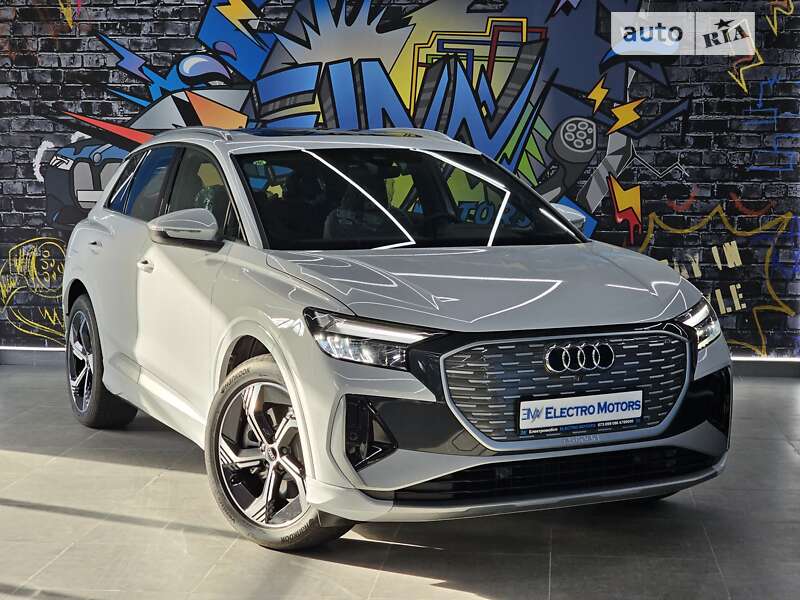 Внедорожник / Кроссовер Audi Q4 e-tron 2024 в Днепре